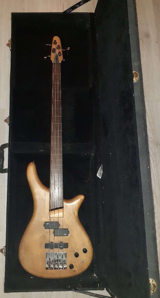 Bas gitaar bass collection sb301 by marina, Muziek en Instrumenten, Snaarinstrumenten | Gitaren | Bas, Gebruikt, Elektrisch, Fretloos