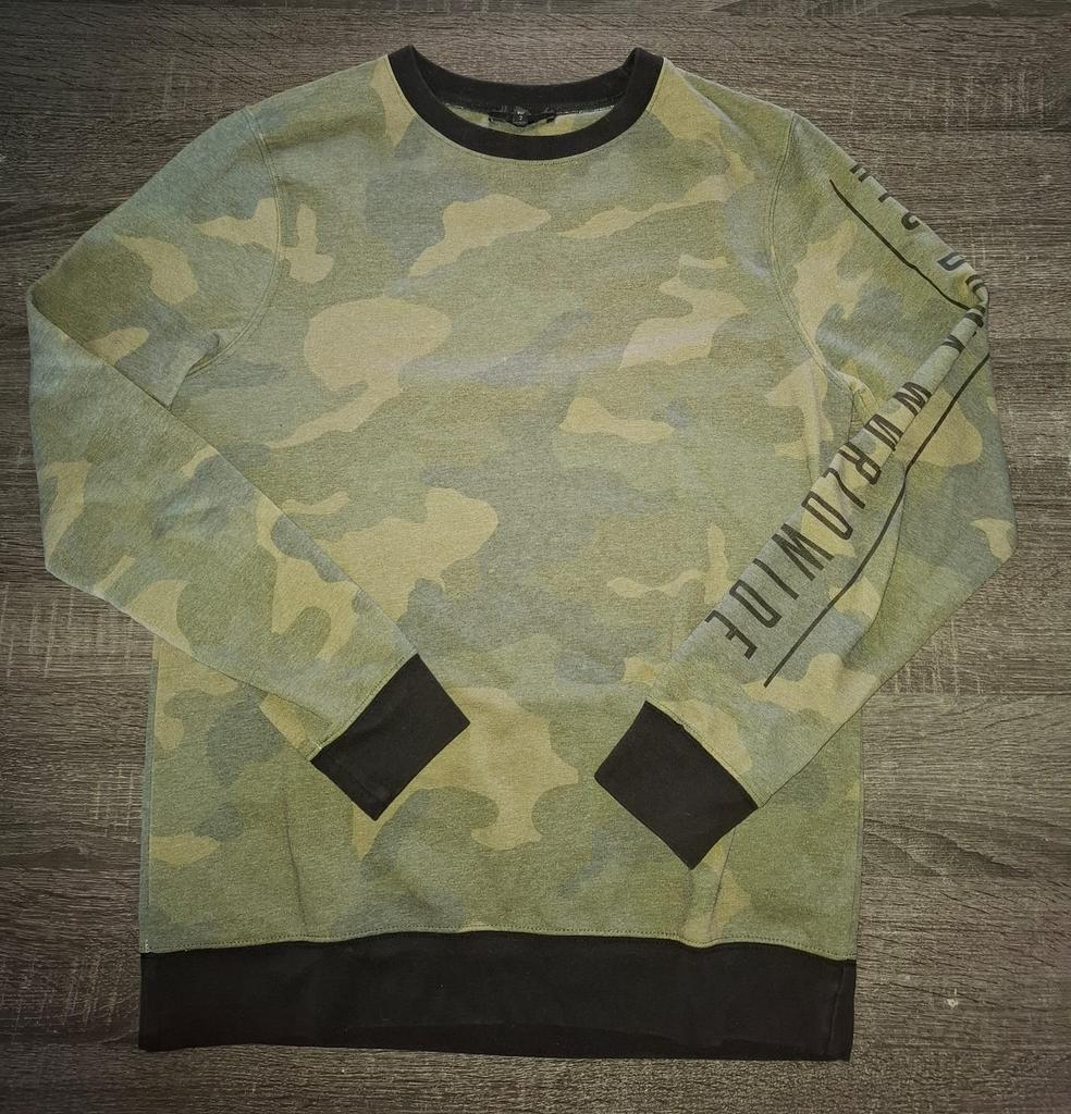 River Island camouflage sweater – groen/zwart – maat S, Kinderen en Baby's, Kinderkleding | Maat 152, Verzenden, Zo goed als nieuw