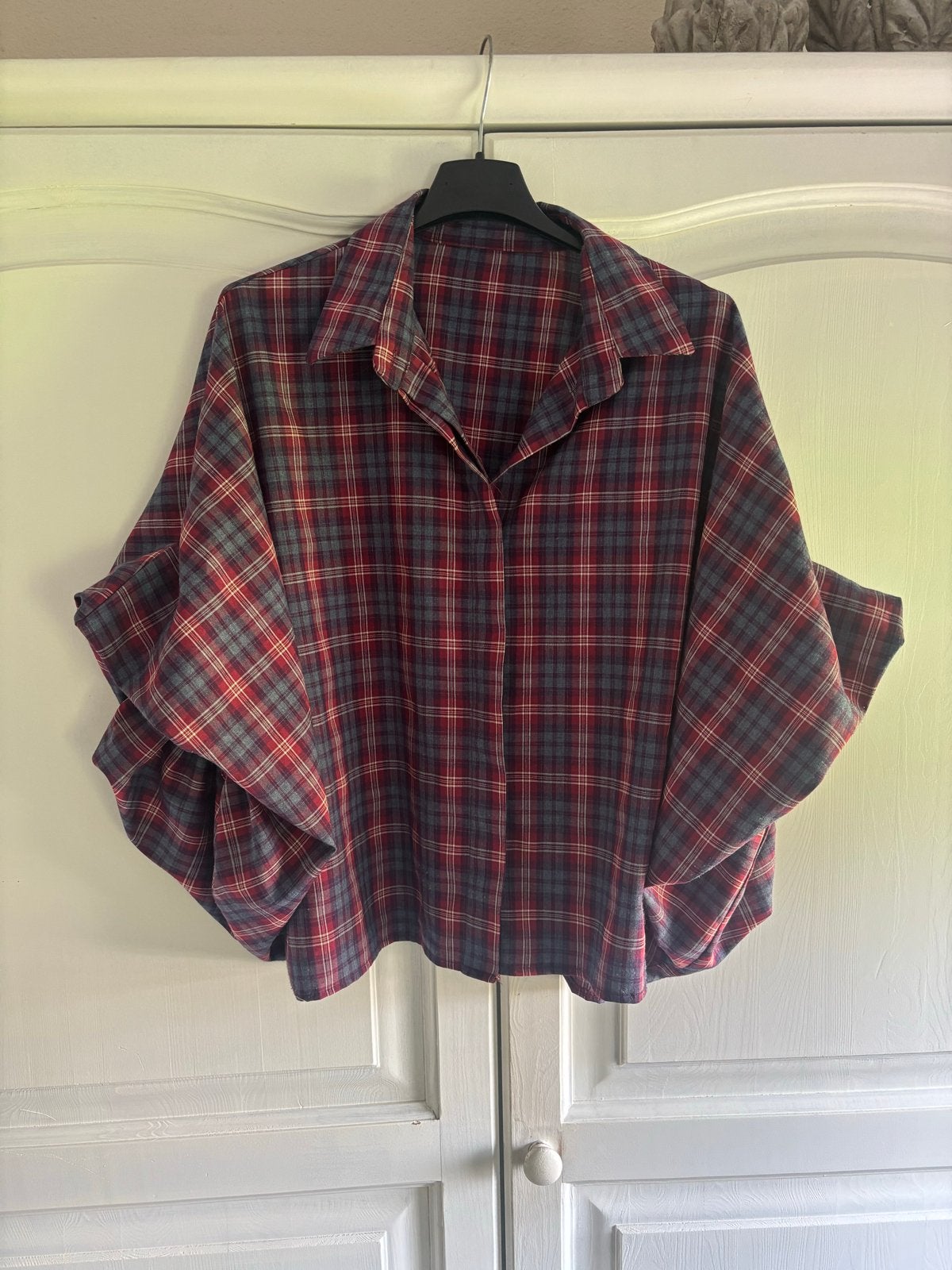 Geruite oversized blouse met vleermuismouwen, Ophalen of Verzenden, Zo goed als nieuw, Maat 42/44 (L), Meerkleurig