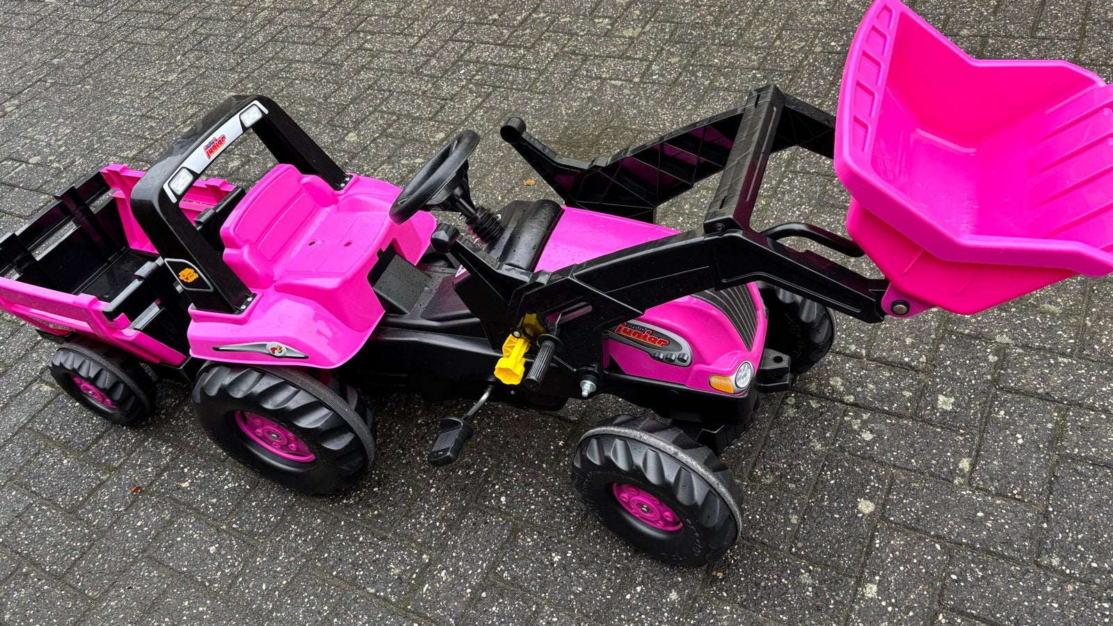 Roze BERG Rally Toys traptractor met aanhanger en schep, Ophalen, Zo goed als nieuw, Trapvoertuig