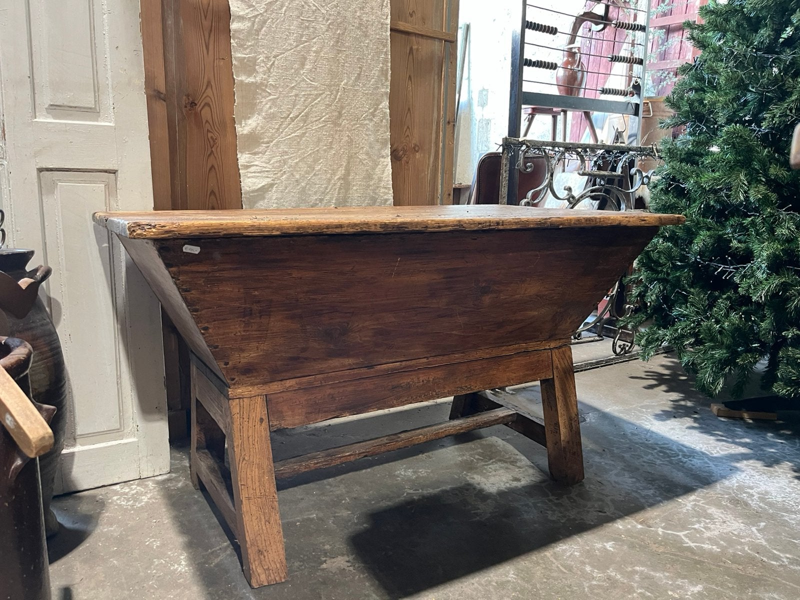 Antieke boeren/bakkers trog, Ophalen