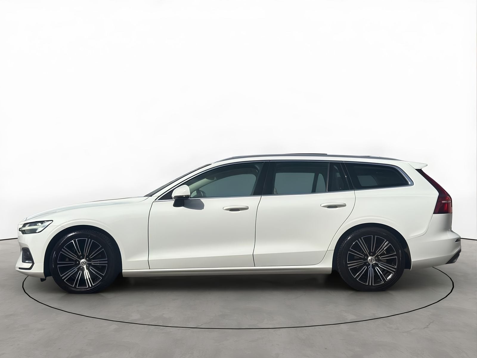 Volvo V60 2.0 T5 250PK Inscription Pano Head-UP Trekhaak, Auto's, Dealer onderhouden, 15 km/l, Euro 6, 4 cilinders