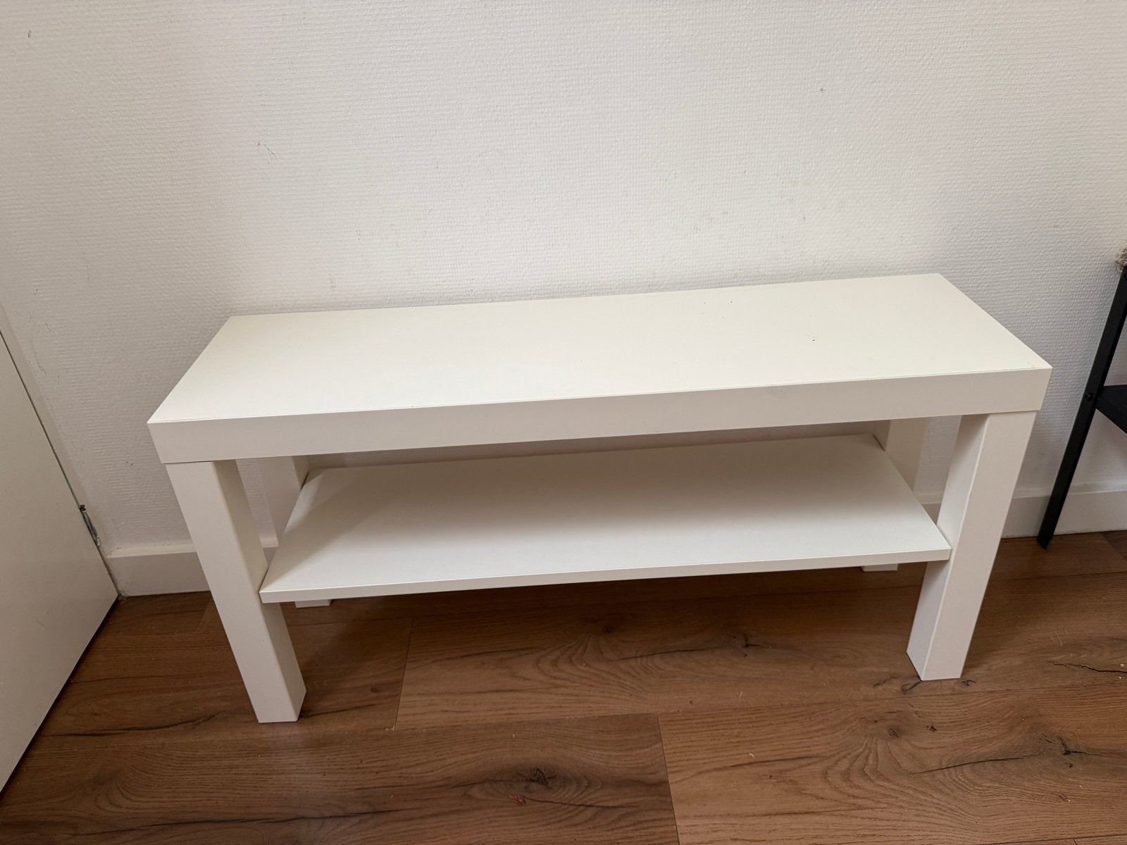 Witte TV-meubel / Bijzettafel met opbergplank, Gebruikt, 100 tot 150 cm, Ophalen of Verzenden, Minder dan 100 cm