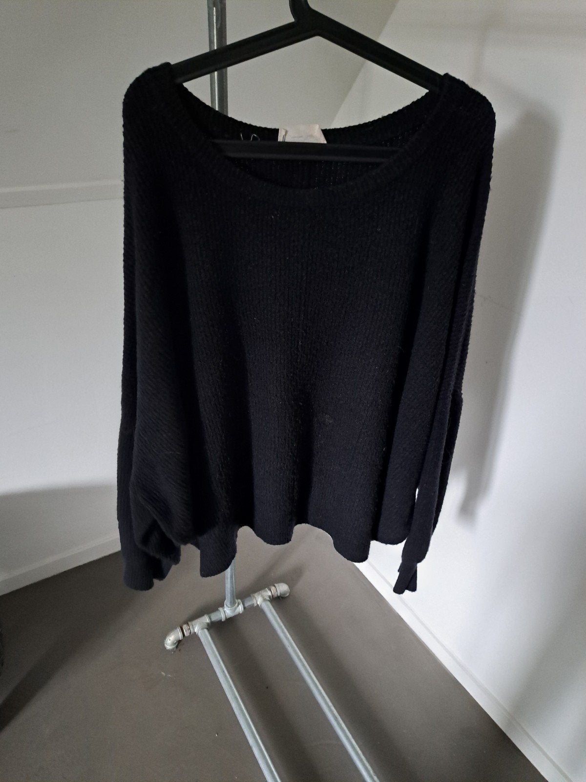 American Vintage zwarte (vlinder)trui m/l, Kleding | Dames, Truien en Vesten, Ophalen of Verzenden, Zo goed als nieuw, Zwart