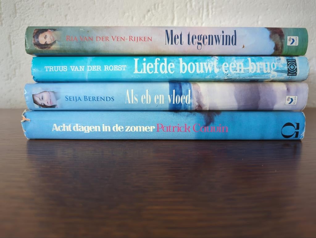 Boeken met een licht religieus tintje., Ophalen of Verzenden, Gelezen