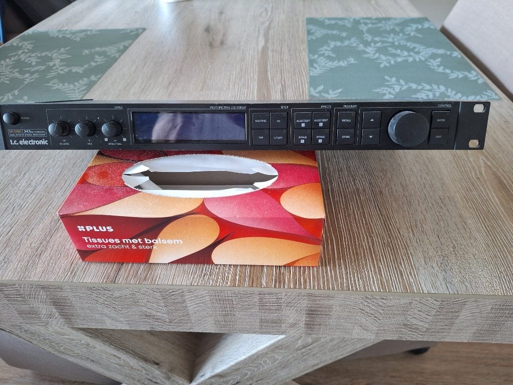 tc electronic m one xl.reverb,75,00 vaste prijs., Ophalen, Zo goed als nieuw, Reverb