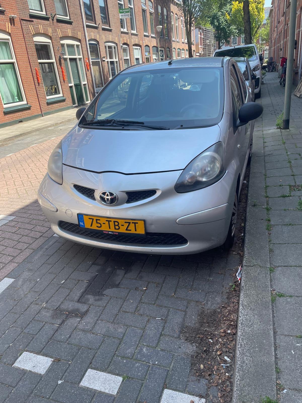 Toyota Aygo 1.0 12V Vvt-i 5DRS 2006 Grijs, Voorwielaandrijving, 4 stoelen, 68 pk, Origineel Nederlands