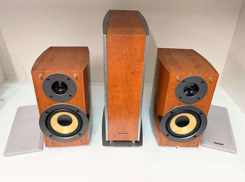 Panasonic SB-W310 Subwoofer + 2 x SB-PF310 speakers