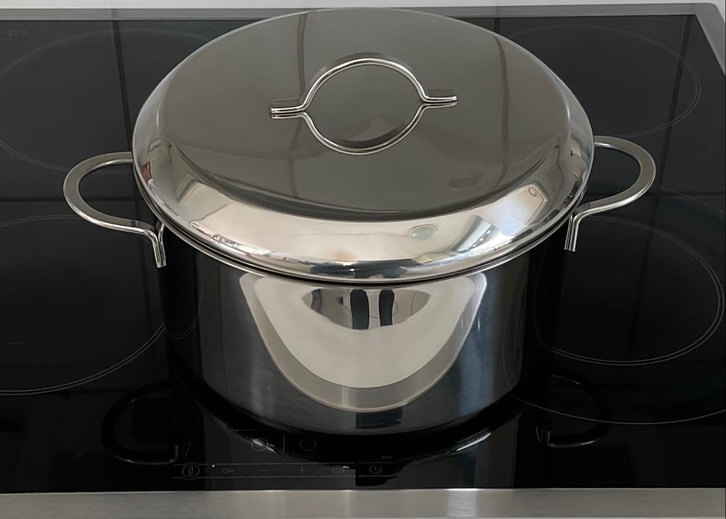 2 Grote Gero Zilmeta pannen, Huis en Inrichting, Keuken | Potten en Pannen, Kookpan of Snelkookpan, Keramische plaat, Nieuw, Ophalen of Verzenden