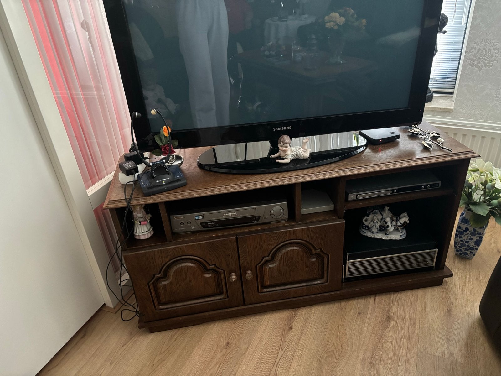 Televisie kastje - H56xB40xL130cm, Ophalen, Minder dan 50 cm, Gebruikt, Minder dan 100 cm
