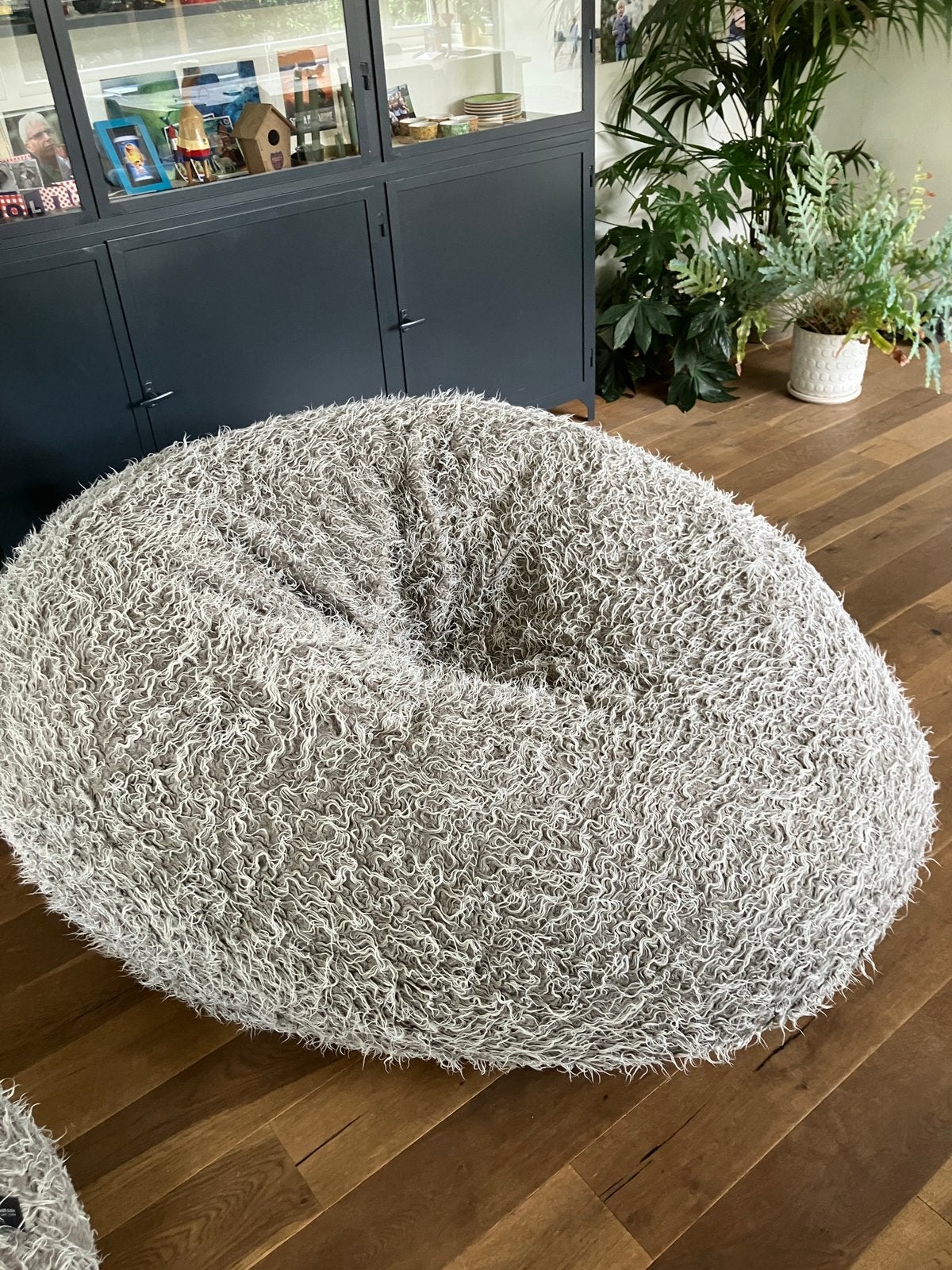 Poef - Vetsak large &  Footsak met Flokati cover, Ophalen of Verzenden