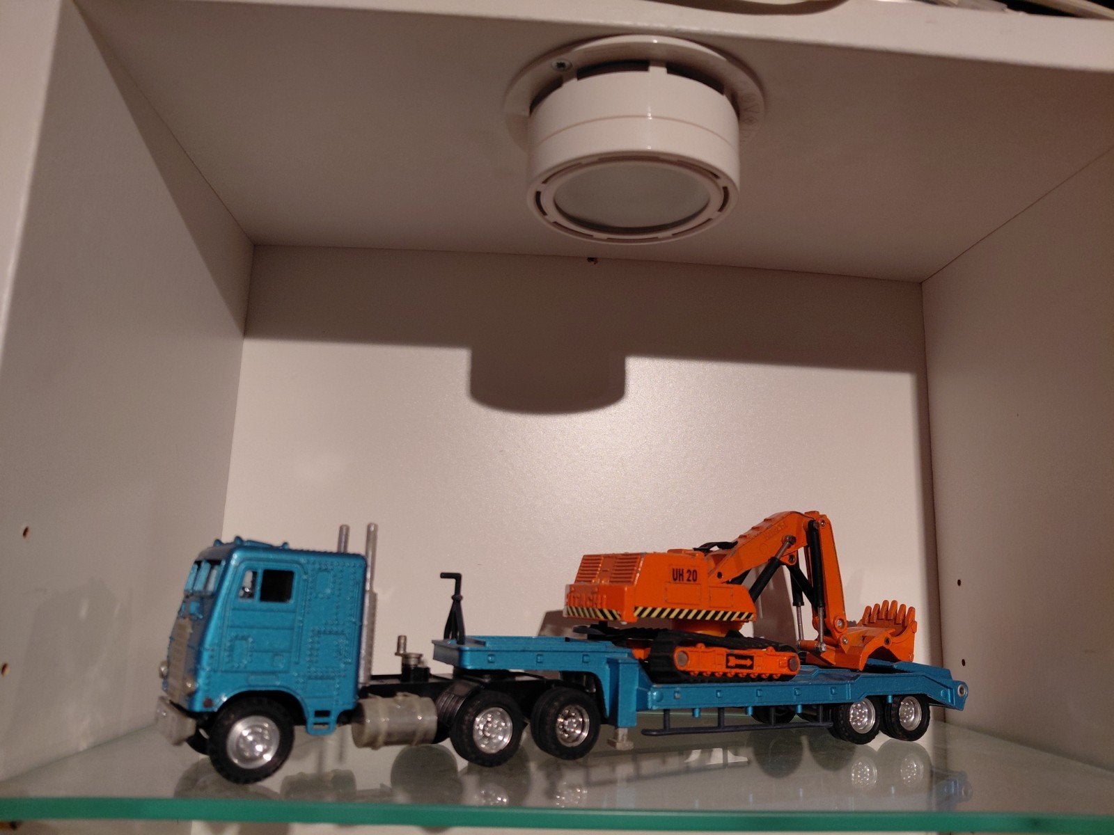 shinsei  dieplader + graafmachine, Verzenden, Bus of Vrachtwagen