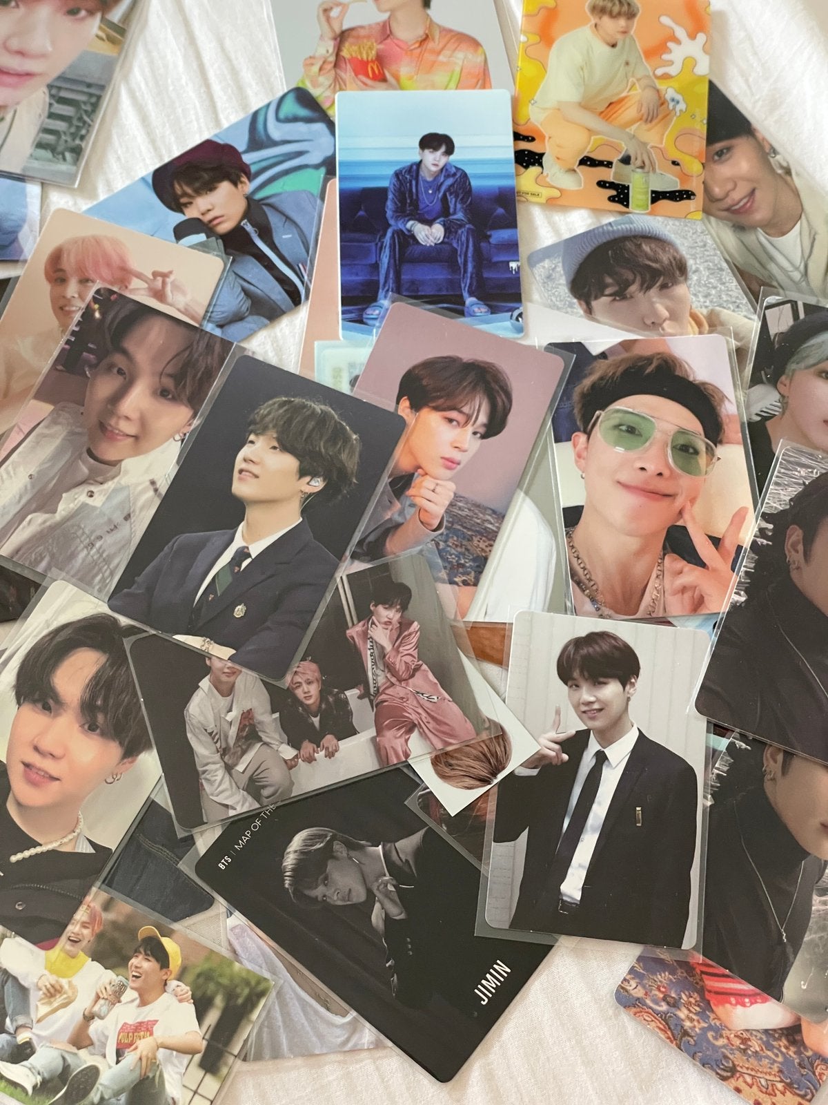 Bts photocards rare, Ophalen of Verzenden, Zo goed als nieuw, Foto of Kaart
