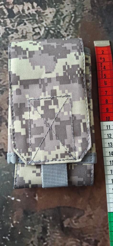 Stevig en praktisch telefoonhoesje in Army pouch camouflage, Verzenden, Nieuw, Overige kleuren, Overige merken