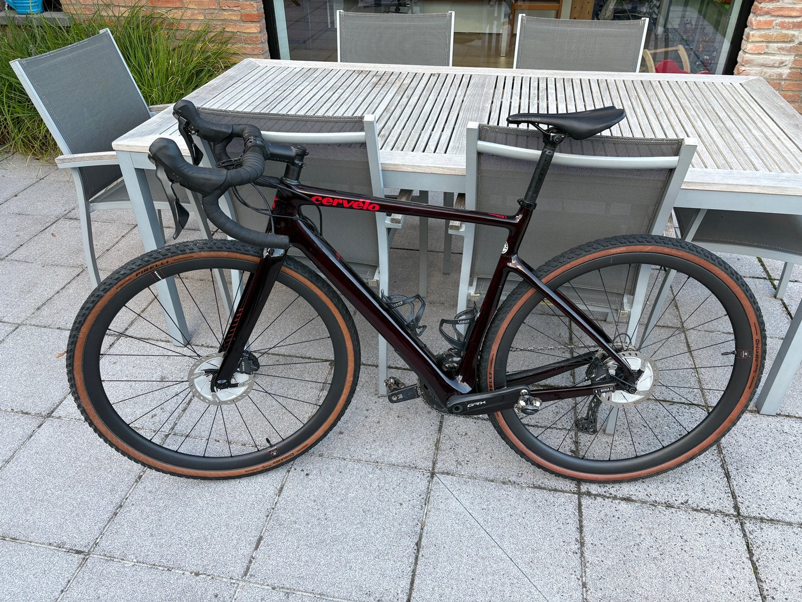 Cervelo Aspero, 28 inch, Gebruikt, Meer dan 20 versnellingen, Schijfrem