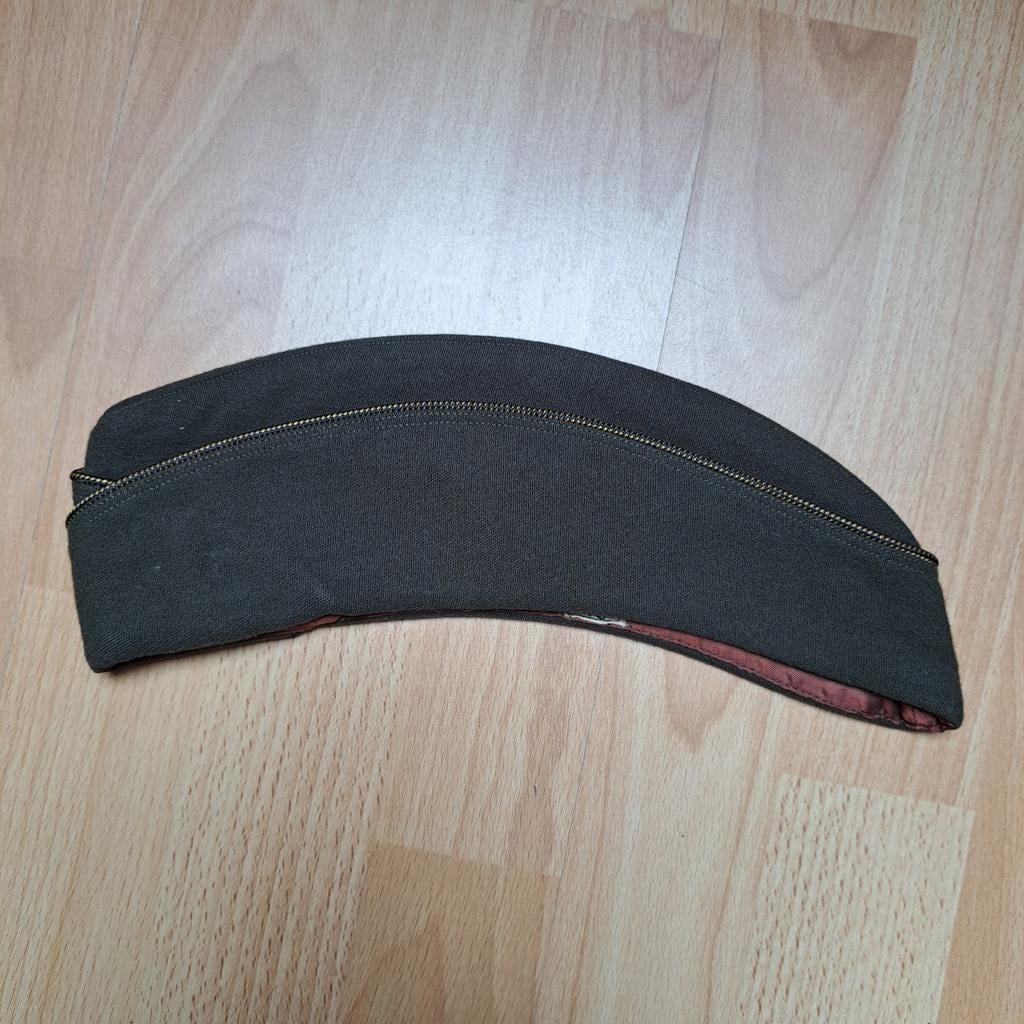 Ww2 wo2 ANC WAC garrison cap - dark OD officer's, Verzamelen, Ophalen of Verzenden, Amerika, Helm of Baret