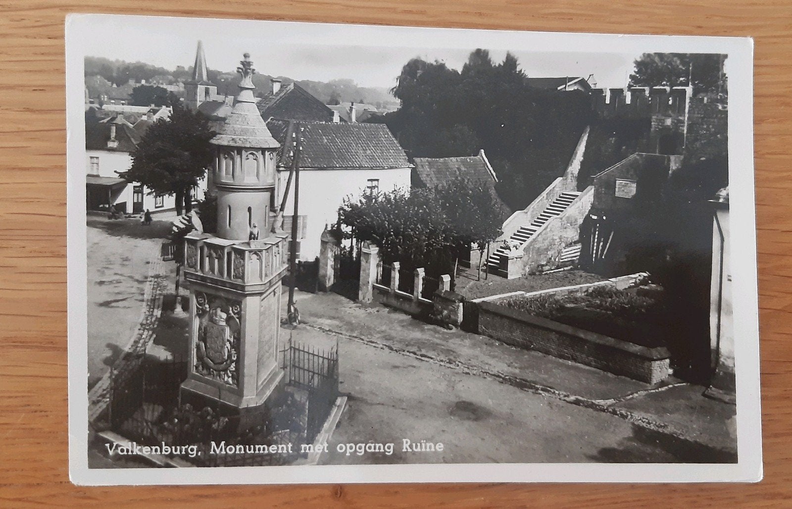 Valkenburg monument met ingang Ruïne, Ophalen of Verzenden, Voor 1920, Limburg