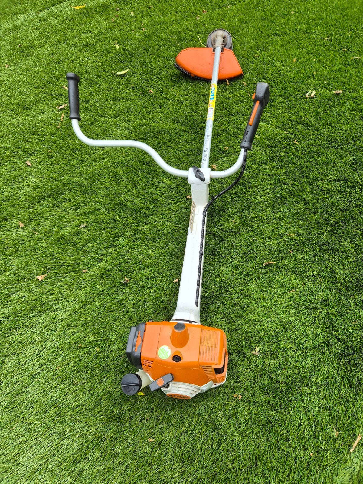 Stihl FS 300 Benzine Bosmaaier - Krachtig en Betrouwbaar, Cirkelmaaier, Stihl, Gebruikt, Minder dan 30 cm