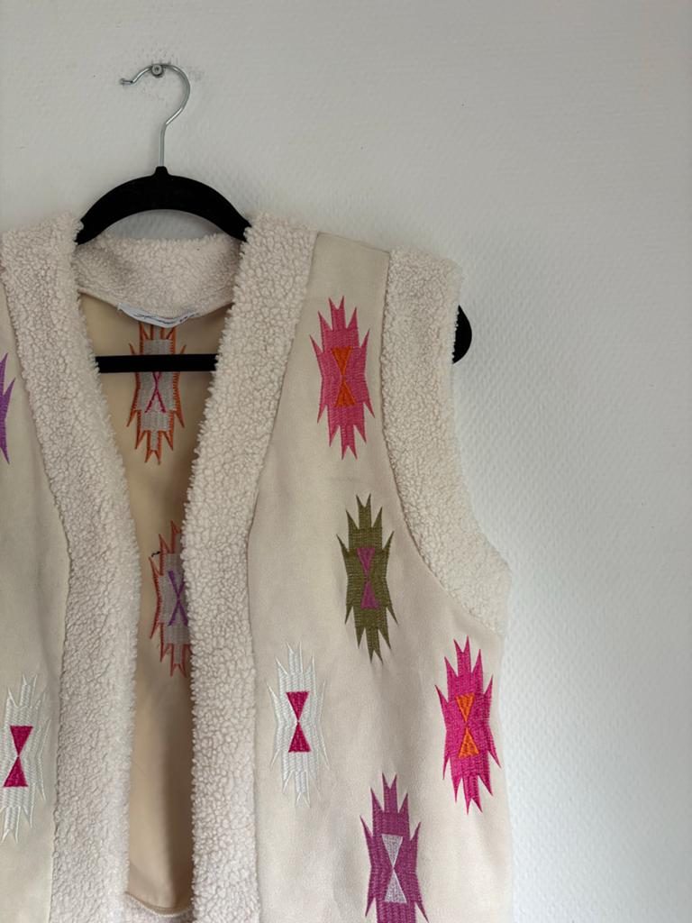 Ambika teddy gilet aztec bohemian off white S/M, Kleding | Dames, Tops, Nieuw, Maat 36 (S), Beige, Zonder mouw, Ophalen of Verzenden