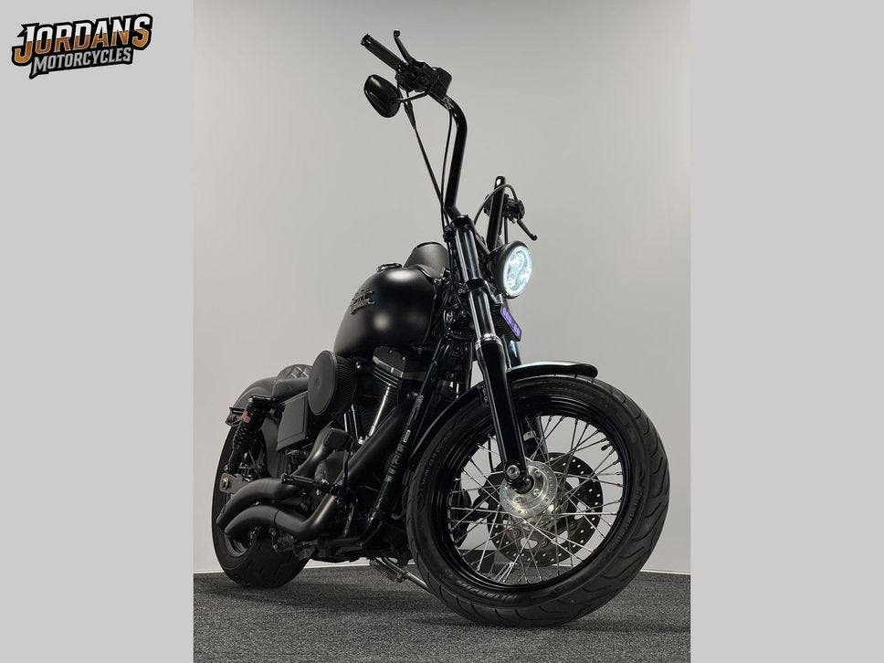 HARLEY-DAVIDSON DYNA STREET BOB FXDB 103CI (bj 2014), Motoren, 2 cilinders, HARLEY-DAVIDSON, Chopper, Bedrijf