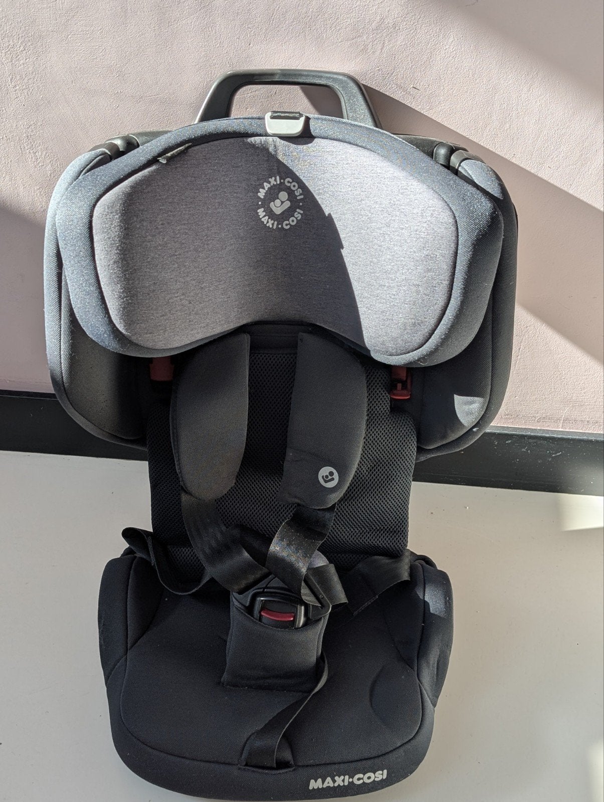 Maxi-Cosi Nomad autostoel - Ideaal voor reizen en vliegtuig, Autogordel, 9 t/m 18 kg, Zo goed als nieuw, Maxi-Cosi