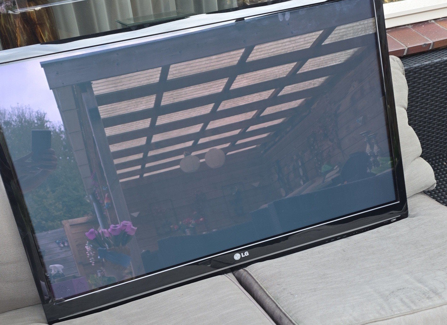 LG tv, Gebruikt, 50 Hz, Ophalen of Verzenden, 100 cm of meer