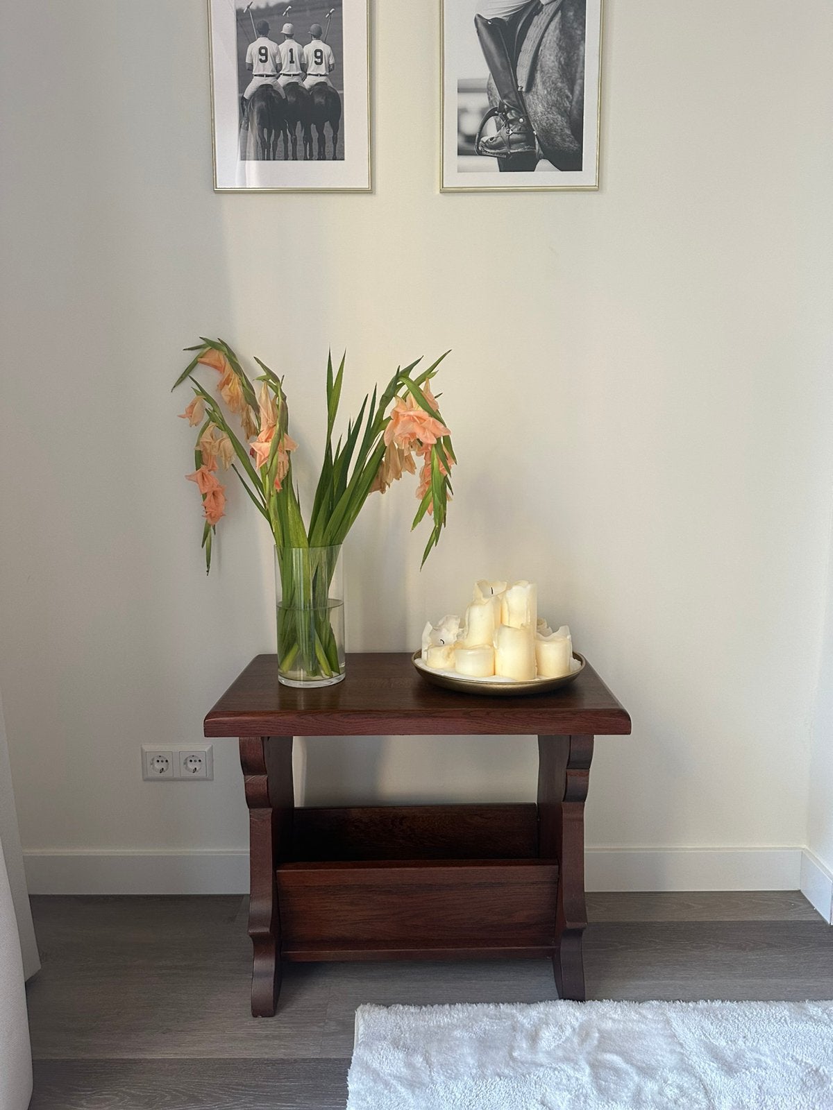 Sfeervolle houten sidetable, Ophalen, Eikenhout, Zo goed als nieuw, 25 tot 50 cm
