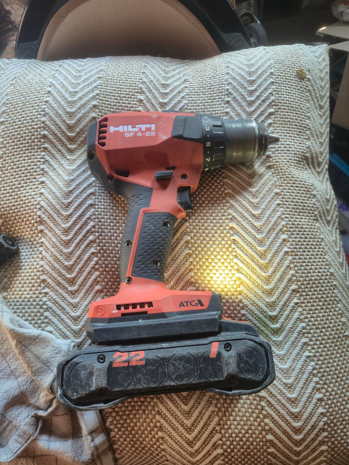hilti nuron sf4 -22 met 4ah accu, Doe-het-zelf en Verbouw, Gereedschap | Boormachines, Ophalen, Boor- en Schroefmachine