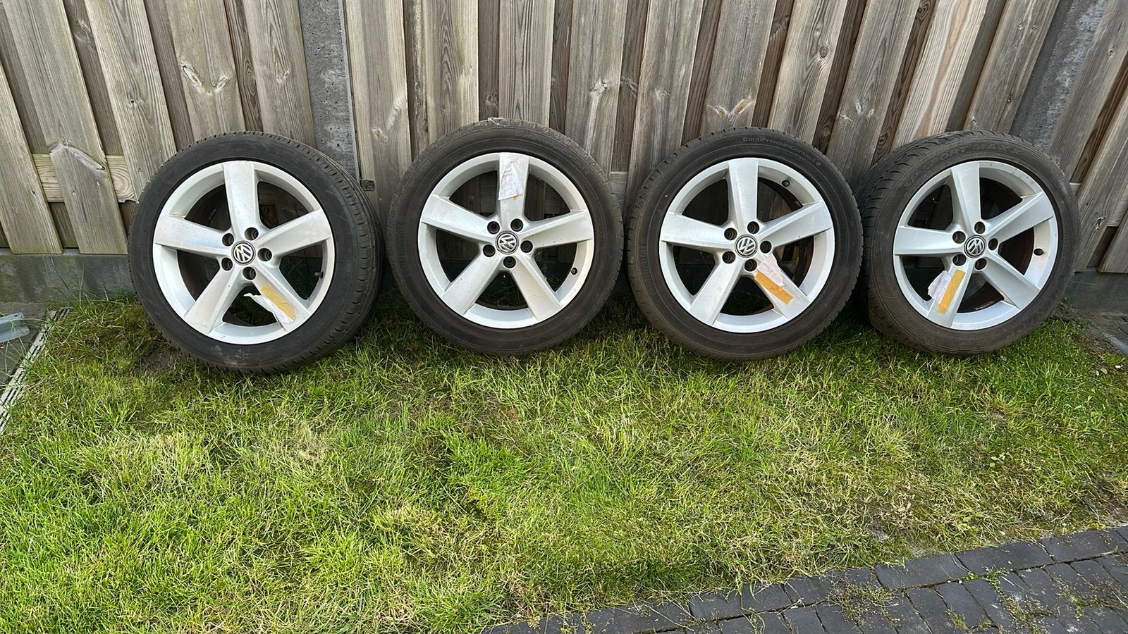 4 VW velgen + zomerbanden, Ophalen, Gebruikt, Volkswagen