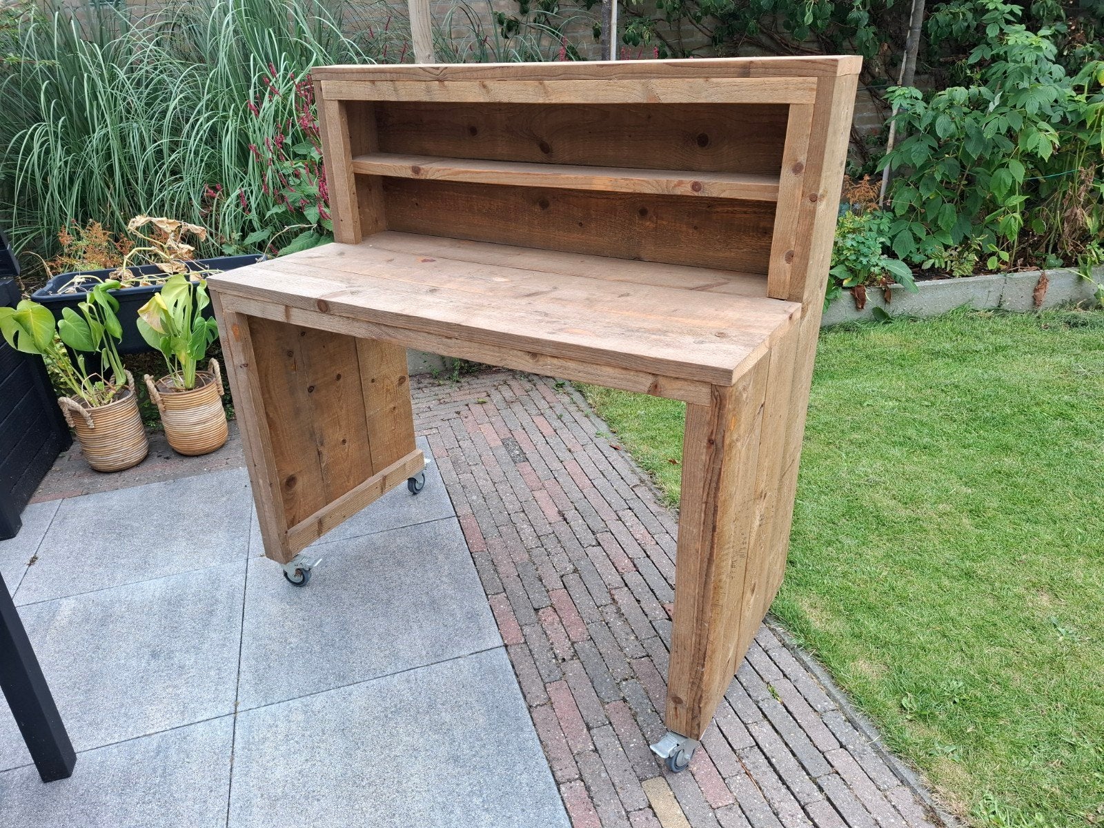 Steigerhouten buitenbar met wielen en opbergruimte, Ophalen, Gebruikt, Rechthoekig, Hout