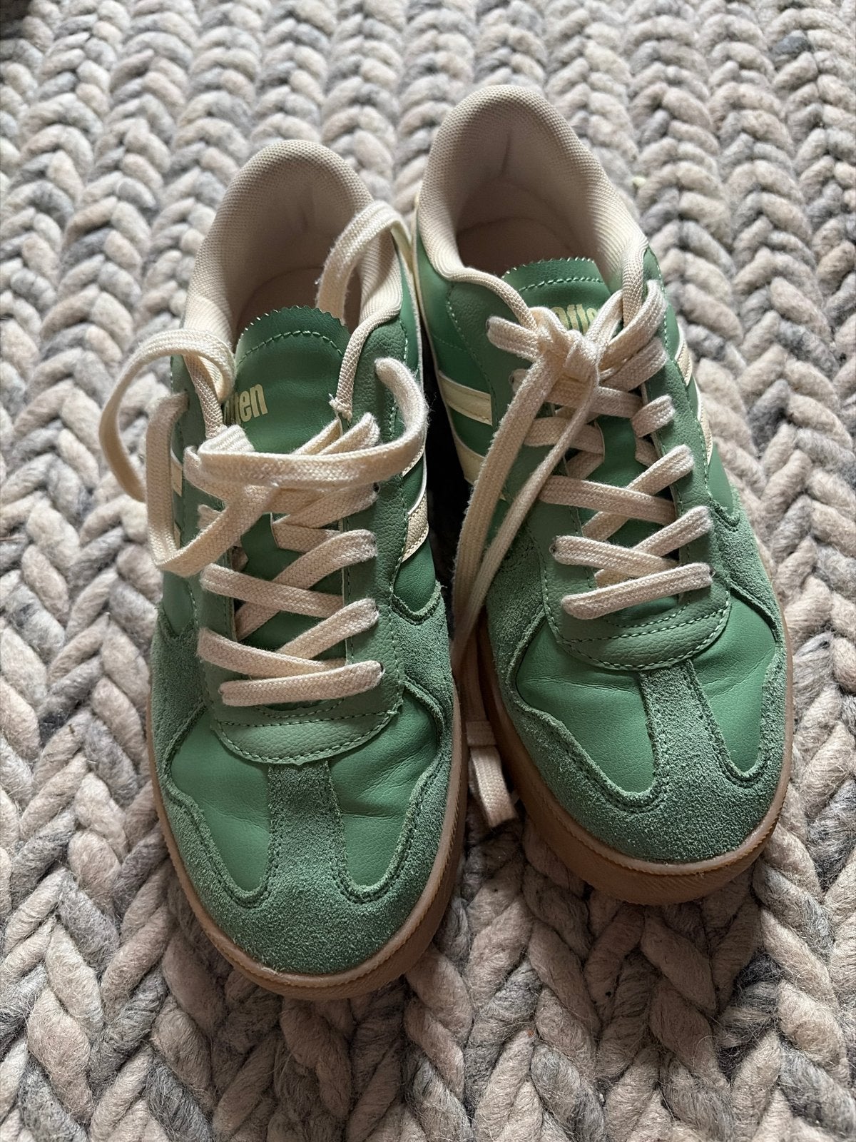 Ollien Sneakers Maat 39 - Zo goed als nieuw, Ophalen of Verzenden, Zo goed als nieuw, Groen, Sneakers of Gympen