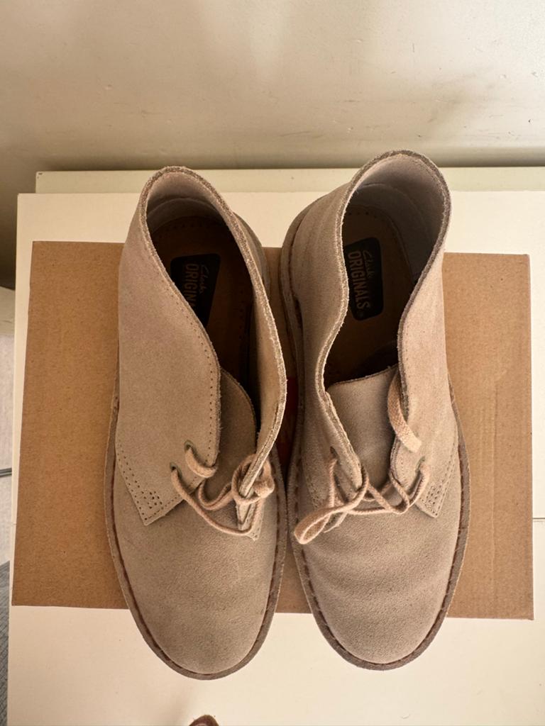 Clarks Desert Boot zandkleur maat 36 - Uitstekende staat, Kleding | Dames, Schoenen, Ophalen, Zo goed als nieuw, Beige, Lage of Enkellaarzen