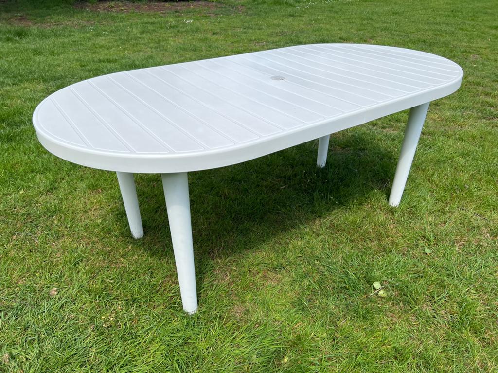 Tuintafel, Ophalen, Gebruikt, Ovaal, Kunststof
