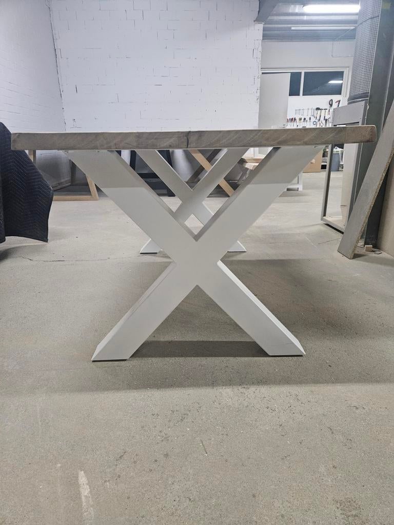 Showroom massief eiken tafel 180x88 - witte X-poten, Huis en Inrichting, Tafels | Eettafels, Info@maasinterieurs.nl, 5272PA, bedrijvenweg 23 in Sint-Michielsgestel