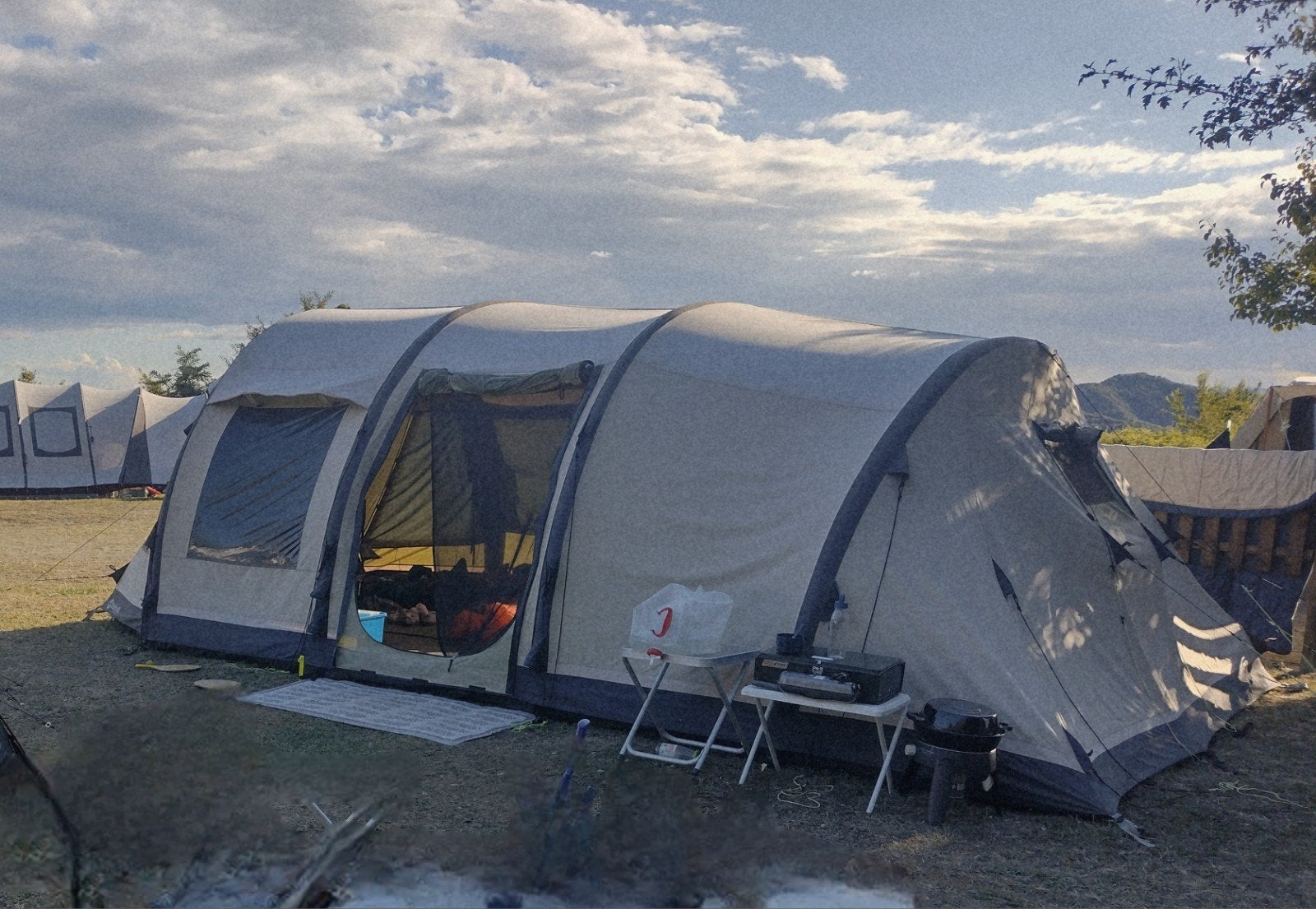 Tent Outwell Concorde L - grondzeil lek, Ophalen, Gebruikt, Tot en met 5