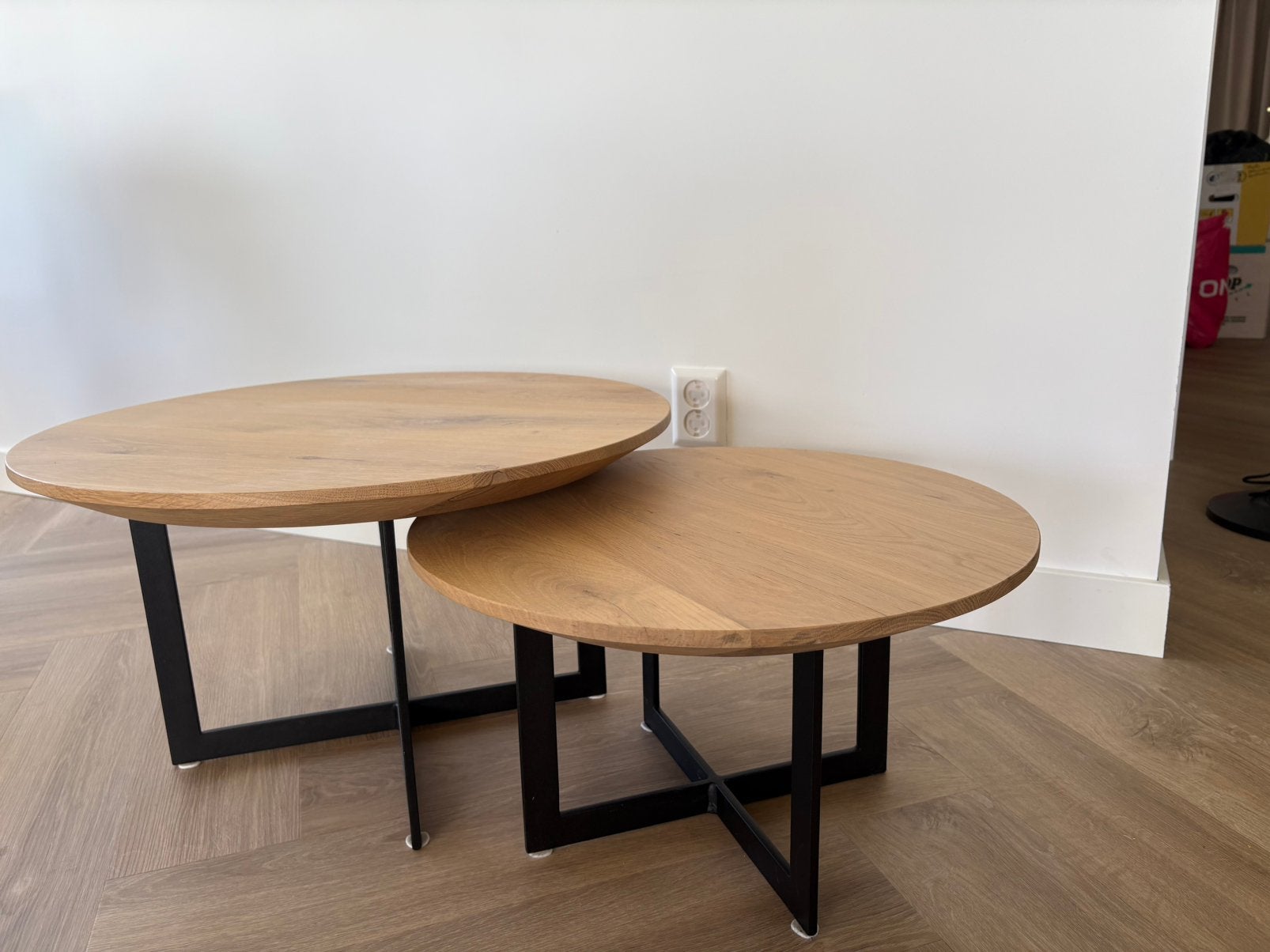 2 salontafels van Table du Sud nieuw eiken met ultra mat lak, Ophalen, Zo goed als nieuw, Rond, 50 tot 100 cm