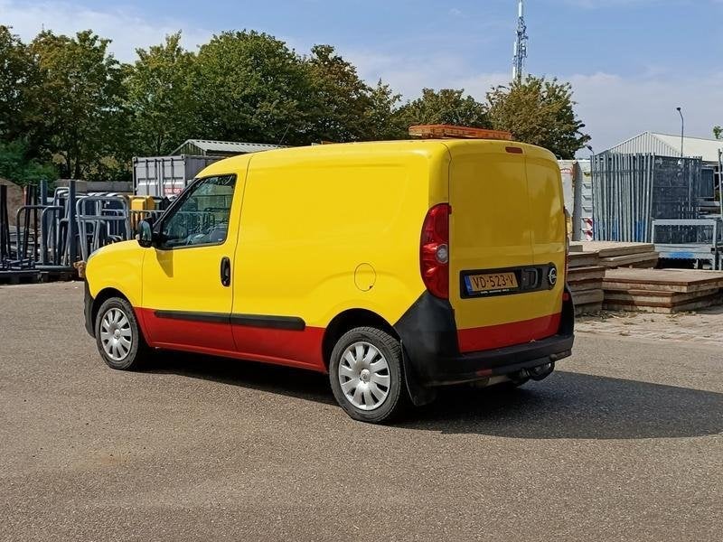 Bedrijfsauto, Opel Combo, 2013, Euro 5, 4 cilinders, CNG (Aardgas), Elektrische ramen