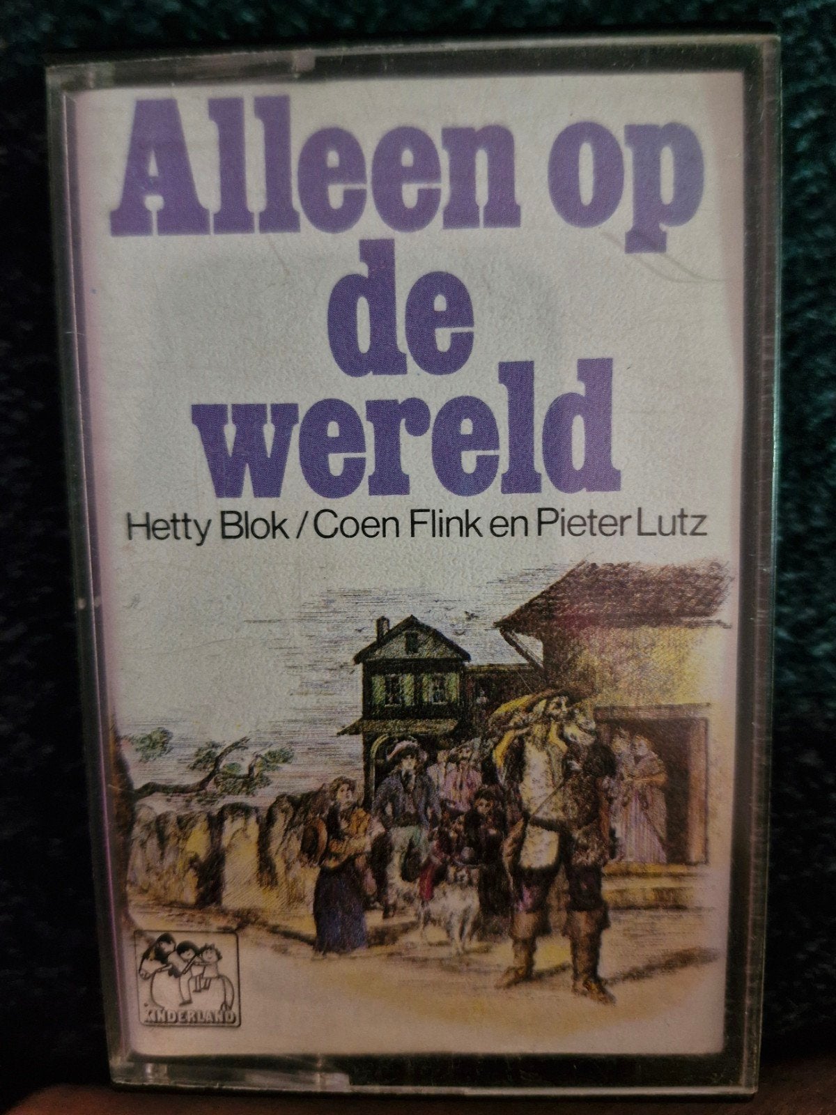Cassettebandje: Alleen op de wereld - Hetty Blok, Coen Flink, Gebruikt, Kinderen en Jeugd, 1 bandje, Ophalen of Verzenden