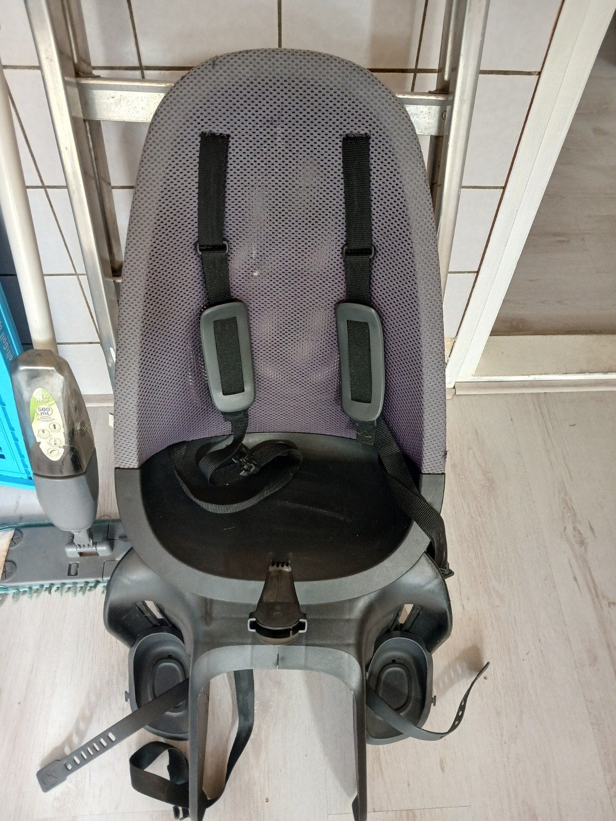 achterzitje voor de fiets, Fietsen en Brommers, Ophalen, Achterzitje, 9 t/m 18 kg, Gebruikt