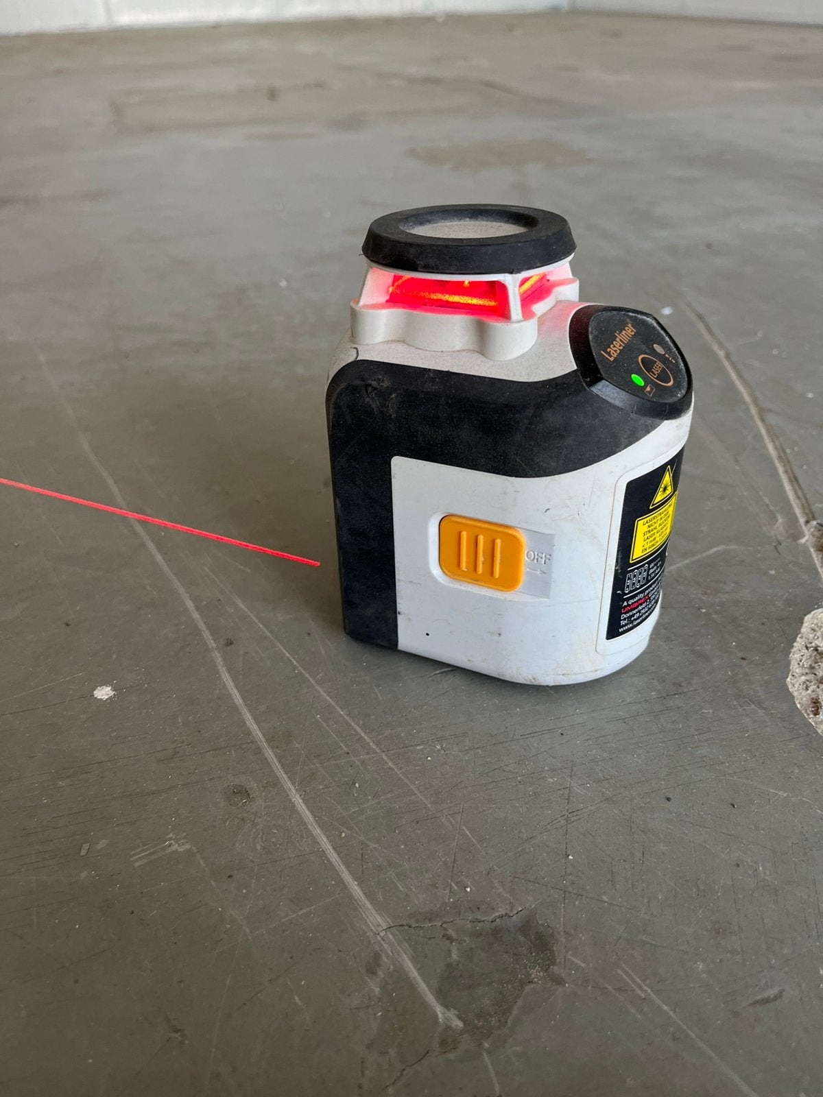 Laserliner smartline laser 360, Doe-het-zelf en Verbouw, Meetapparatuur, Laserliner, Gebruikt, Afstand, .