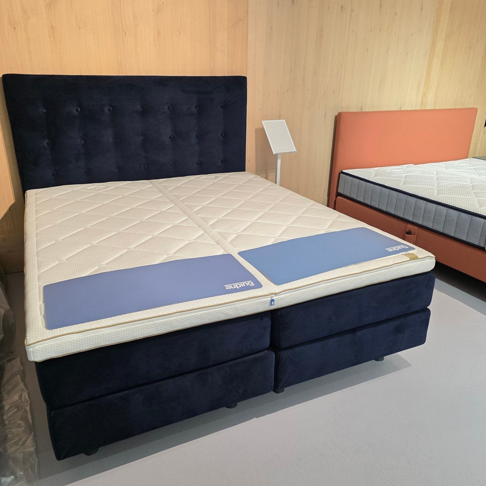 Showroom Auping Original Boxspring 180x210+ Prestige Topper, 210 cm, Tweepersoons, Ophalen of Verzenden, Zo goed als nieuw