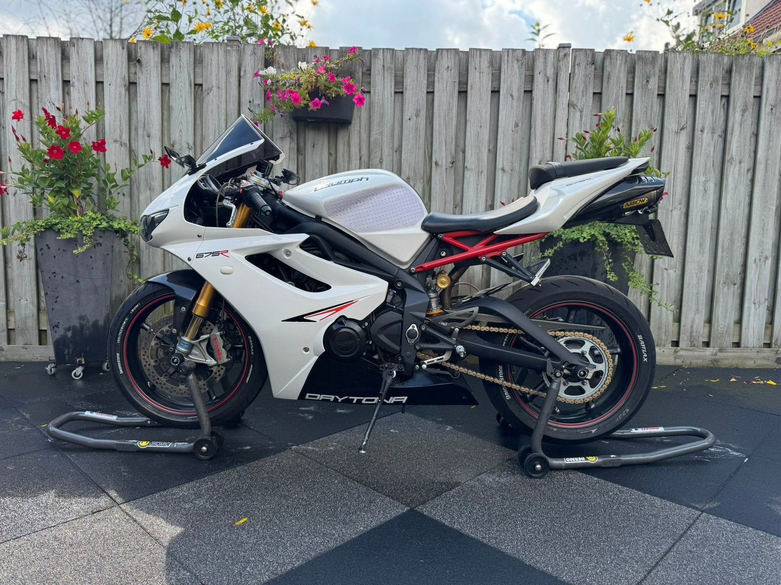 Triumph Daytona 675 R, Motoren, Motoren | Triumph, Particulier, Super Sport, meer dan 35 kW, 3 cilinders, Motorrijbewijs A, Handgeschakeld