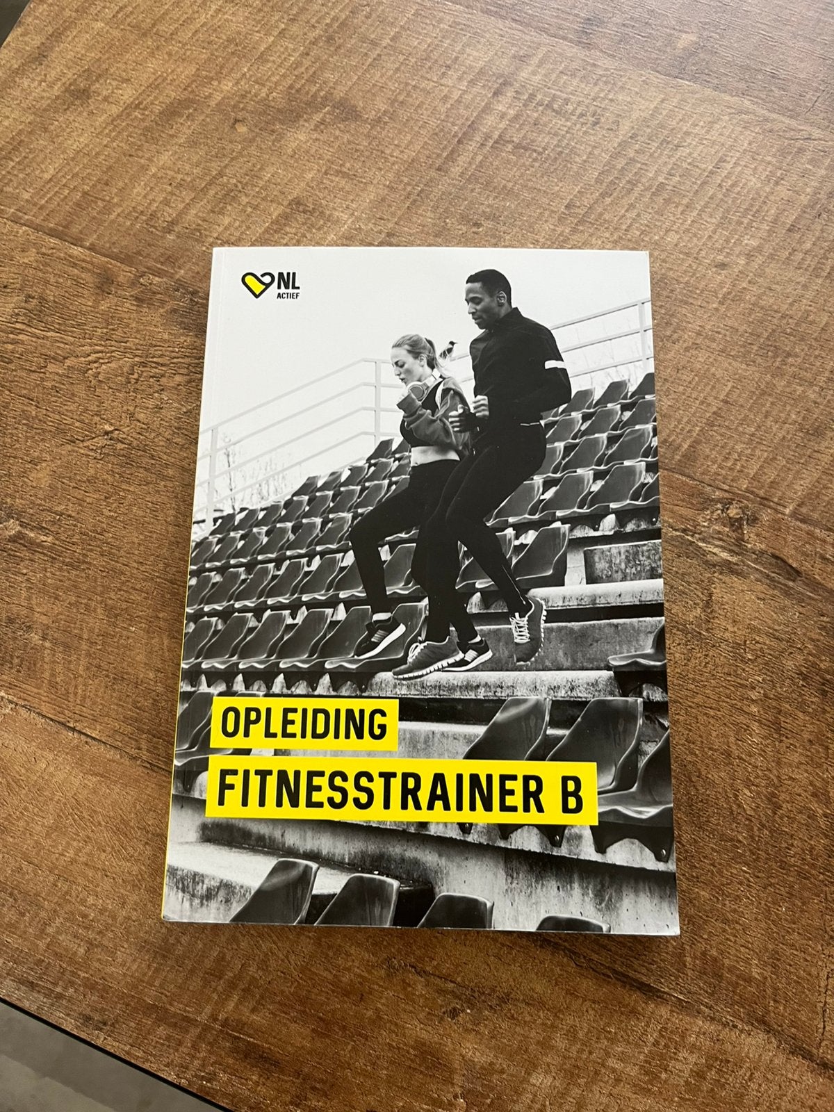 Theorieboek fitnesstrainer b niveau 4, Boeken, Ophalen, Zo goed als nieuw, Overige onderwerpen
