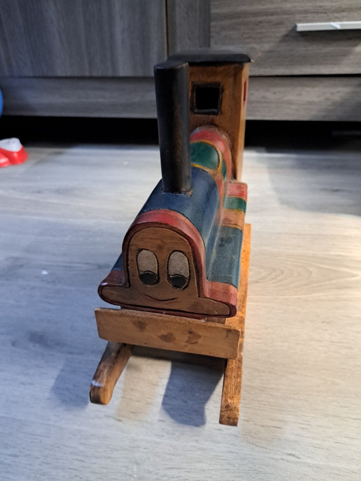 《Houten hobbel locomotief voor kinderen》, Ophalen, Zo goed als nieuw, Rij- of Hobbelspeelgoed