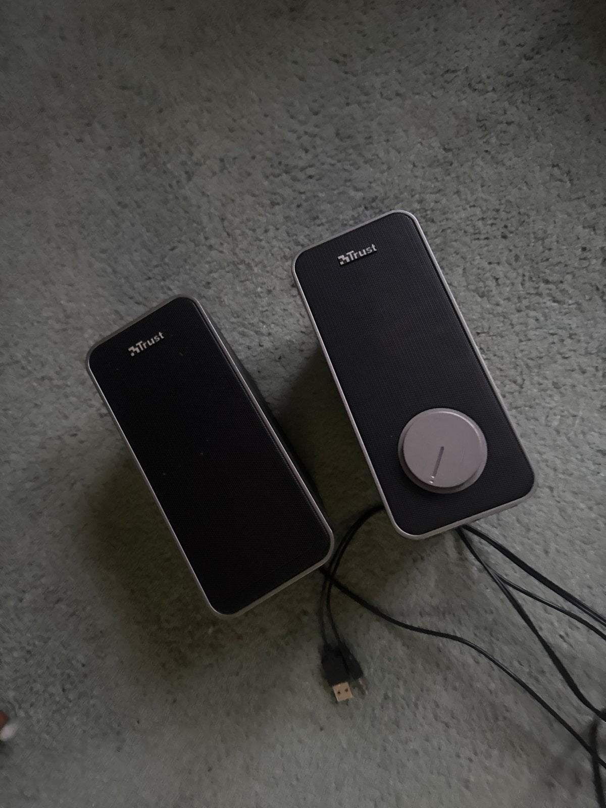 Trust Luidsprekers - Compacte USB-speakerset, Audio, Tv en Foto, Luidsprekers, Overige merken, Stereo speakers, Gebruikt, Ophalen of Verzenden