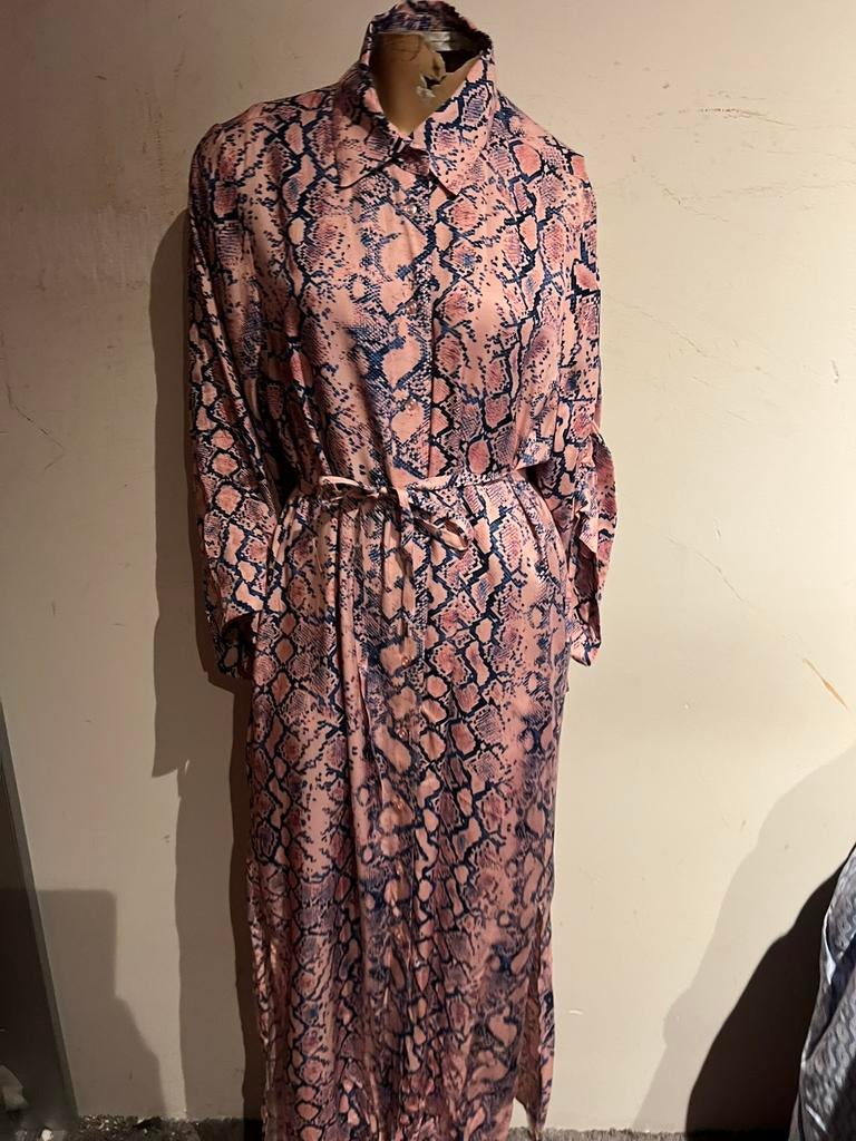 InWear jurk met ceintuurtje maat 42 zgan, Maat 42/44 (L), Ophalen of Verzenden, Zo goed als nieuw, Roze