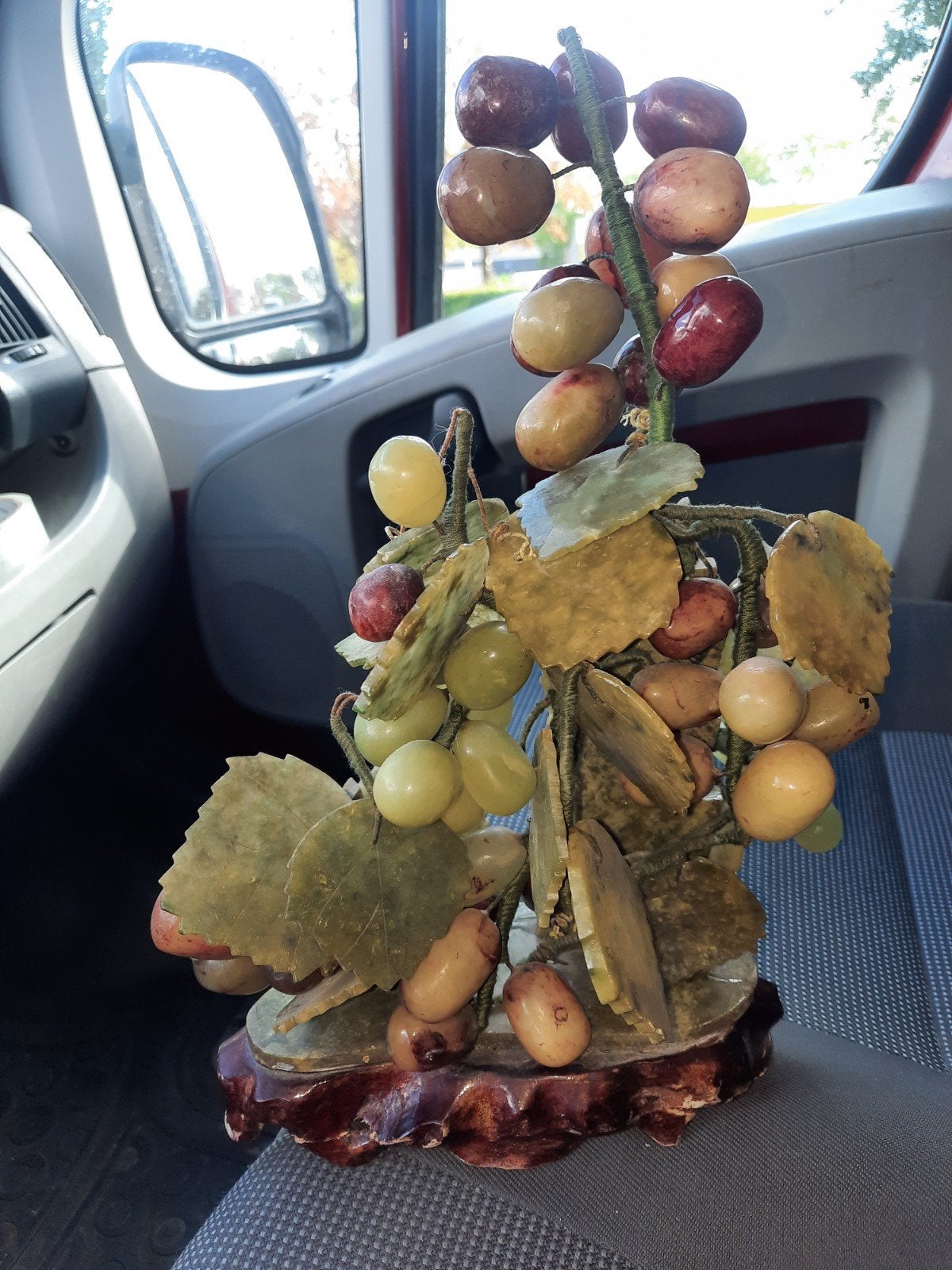 Decoratieve druiventros van jade en steen, Ophalen of Verzenden