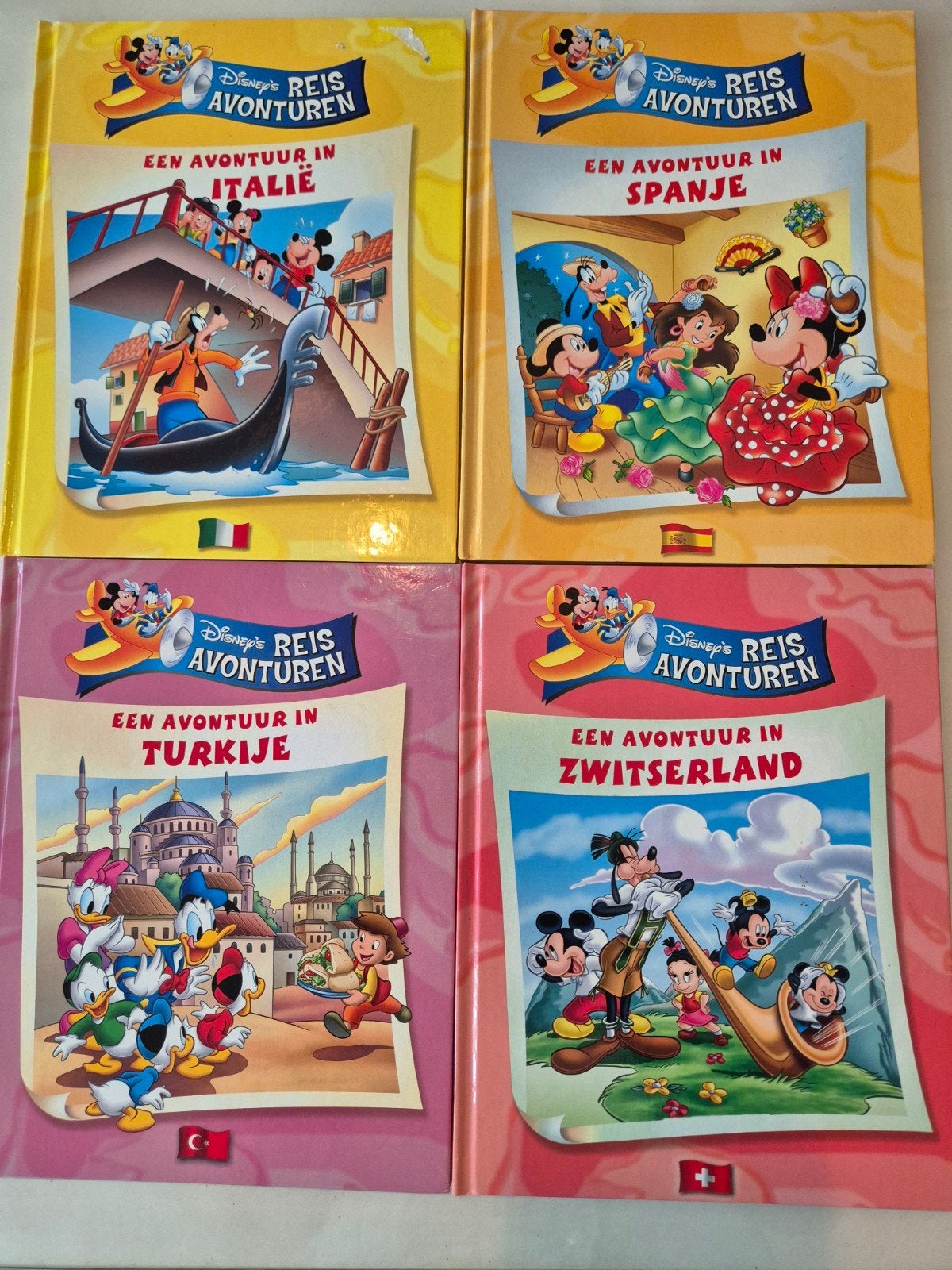Disney's Reisavonturen: Italië, Spanje, Turkije, Zwitserland, Ophalen of Verzenden, Zo goed als nieuw, Fictie algemeen