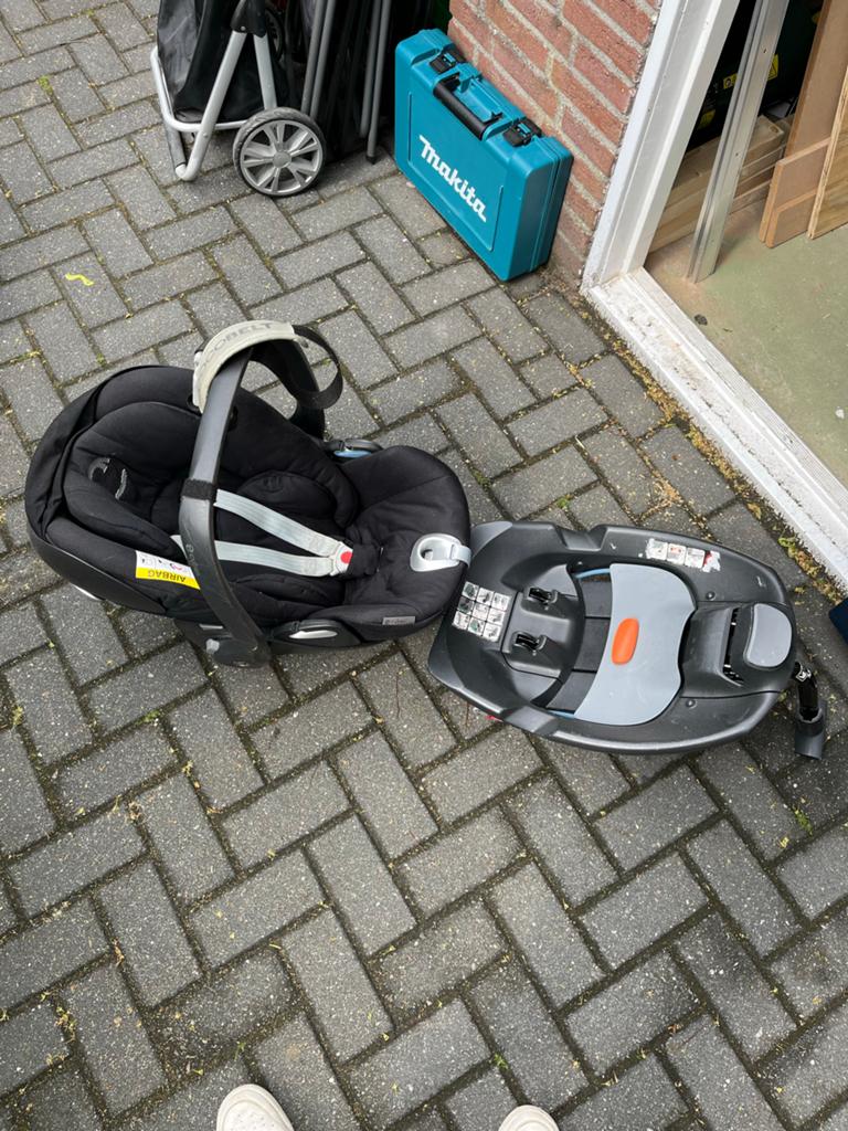 Cybex Autostoel Newborn met Isofix Base Q-Fix, Overige merken, Gebruikt, Isofix, 0 t/m 13 kg