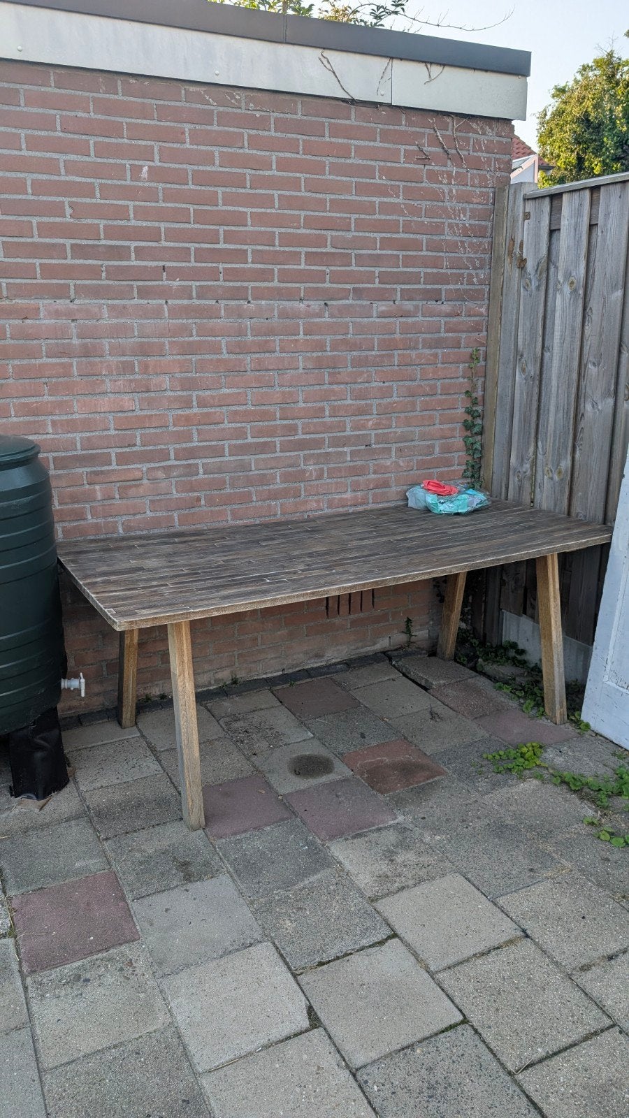 Gratis af te halen: Houten tuintafel, 200x90 cm, Ophalen, Gebruikt, Rechthoekig, Hout